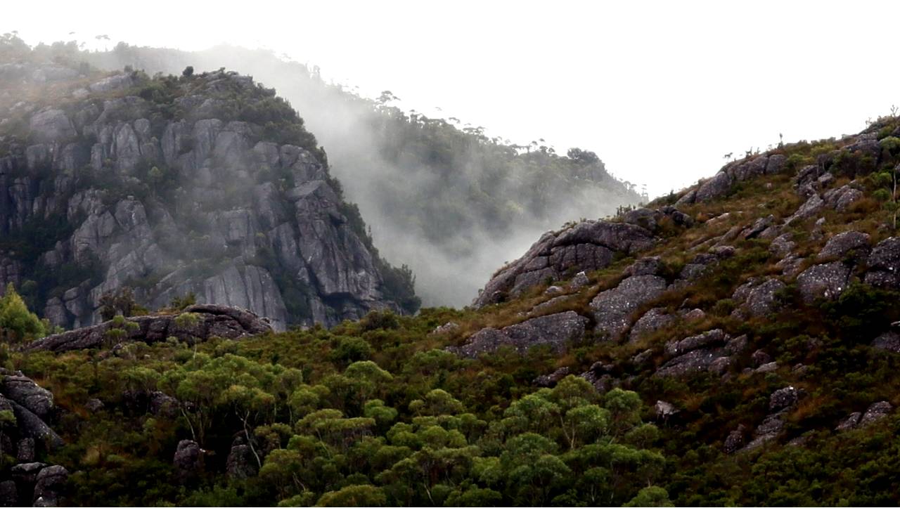 rugged-west-coast-tasmania-scenery